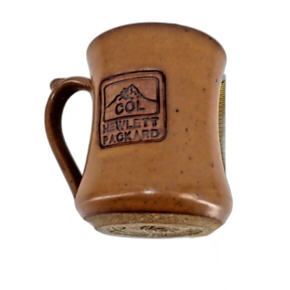 Hewlett Packard Col Signed Studio Art Pottery Coffee Mug Excellence in Scopes 5" - Picture 9 of 9